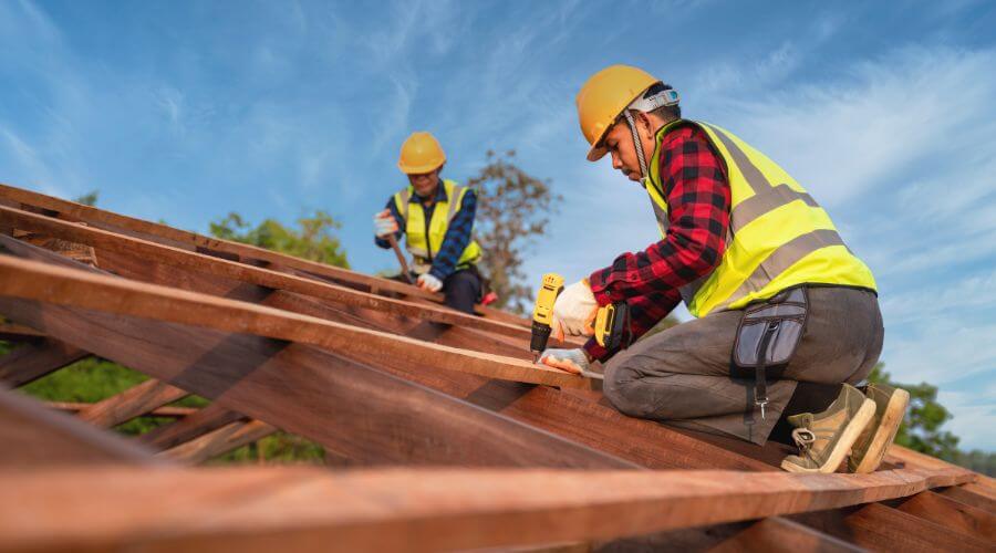 Expert Emergency Roof Repairs services in New Hudson, MI